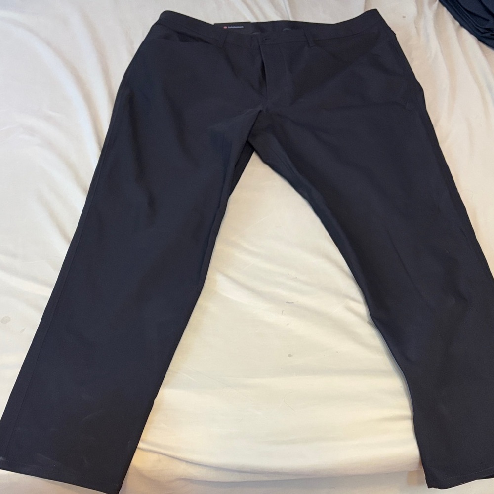 Lululemon Athletica ABC Bonded twill slim 30 length Men's black Dress Pants